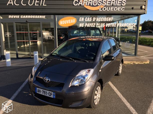 Toyota yaris 1.0 5 portes 4cv 1 …